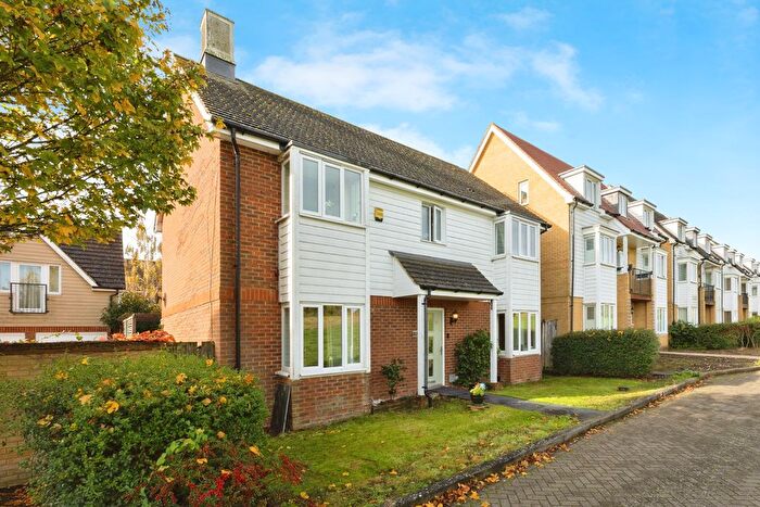 4 Bedroom Detached House For Sale In David Henderson Avenue, Ashford, TN23