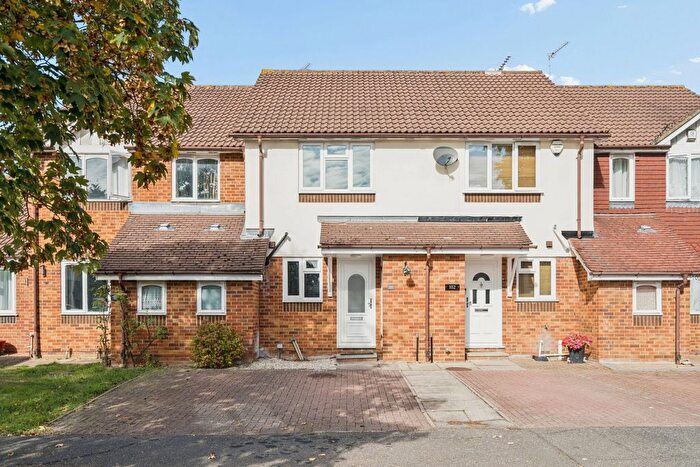 2 Bedroom Terraced House For Sale In Chamberlain Way, Pinner, HA5