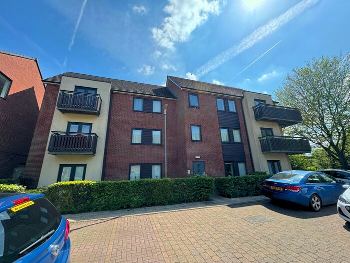2 Bedroom Flat To Rent In Mere Drive, Swinton, Manchester, M27