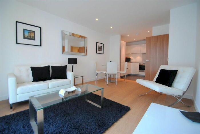 1 Bedroom Flat To Rent In Waterhouse Apartments, Saffron Central Square, Croydon, CR0