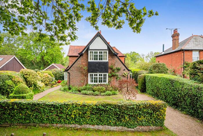 5 Bedroom Detached House For Sale In Pirbright, GU24