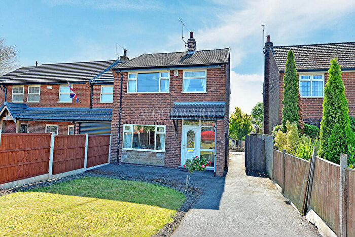 3 Bedroom Detached House For Sale In Heanor Road, Codnor, DE5