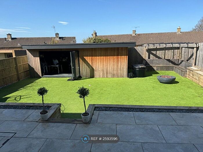 5 Bedroom Semi-Detached House To Rent In Garrick Road, Bath, BA2