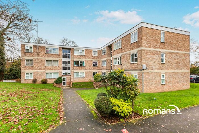 2 Bedroom Flat To Rent In Addington Road, Reading, Berkshire, RG1