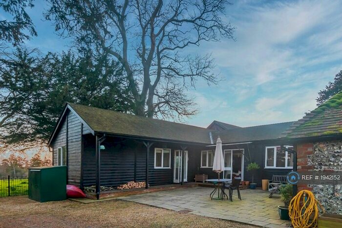 2 Bedroom Bungalow To Rent In Up Marden, Chichester, PO18