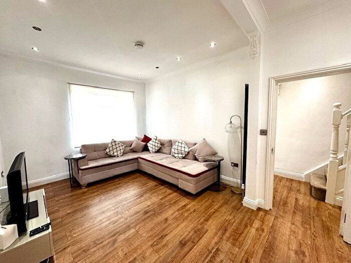 3 Bedroom Terraced House To Rent In Buxton Road, London, E15