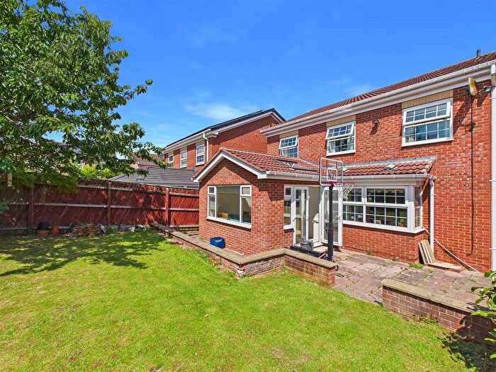 4 Bedroom Detached House For Sale In Brendon Grove, Ingleby Barwick, TS17