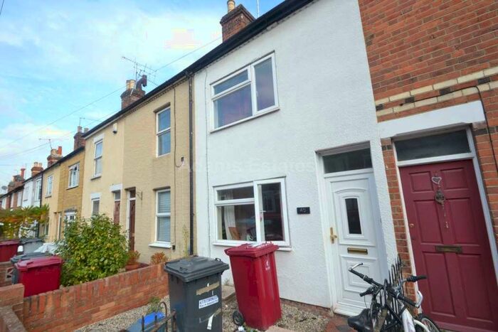 3 Bedroom Terraced House To Rent In Blenheim Gardens, Reading, RG1