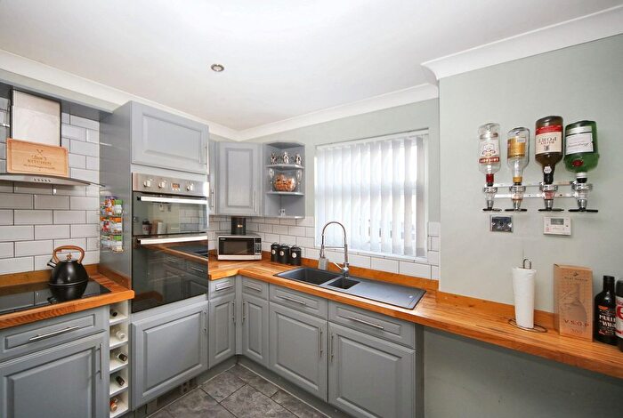 3 Bedroom Terraced House For Sale In Falkirk Grove, Wigan, WN5