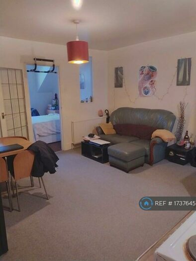 1 Bedroom Flat To Rent In Roundhay Road, Leeds, LS8