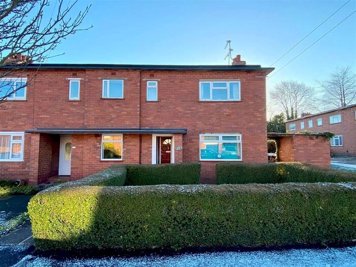 1 Bedroom Flat To Rent In Walton Way, Stone ST15