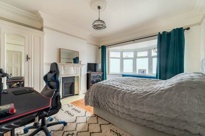 3 Bedroom Terraced House For Sale In All Souls Avenue, Kensal Green, London, NW10
