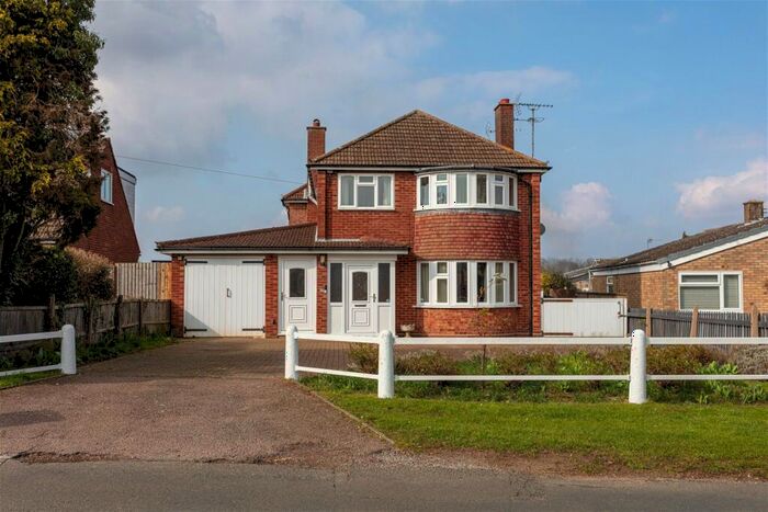 3 Bedroom Detached House To Rent In The Grove, Houghton Conquest, Bedford, MK45