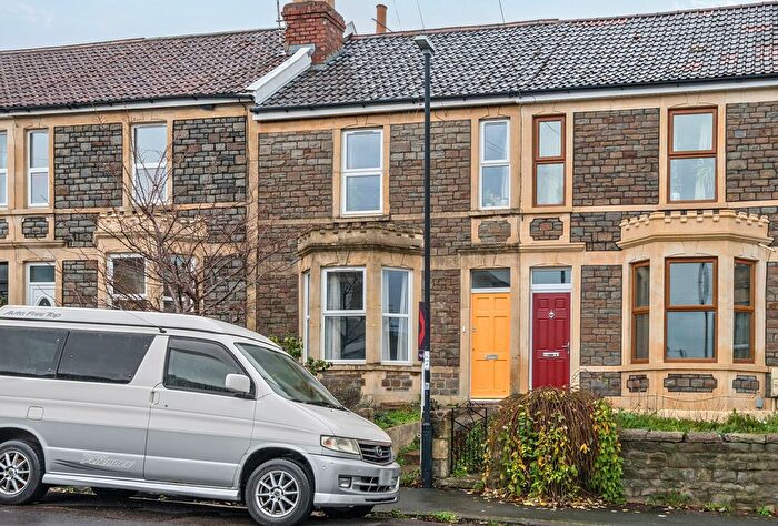 3 Bedroom Terraced House For Sale In Trelawney Park, Bristol, BS4