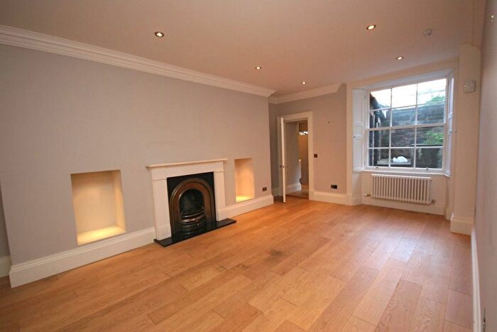 2 Bedroom Flat To Rent In Manor Place, Edinburgh, EH3