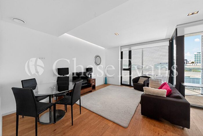 2 Bedroom Flat To Rent In Arthouse, York Way, Kings Cross, London, N1C