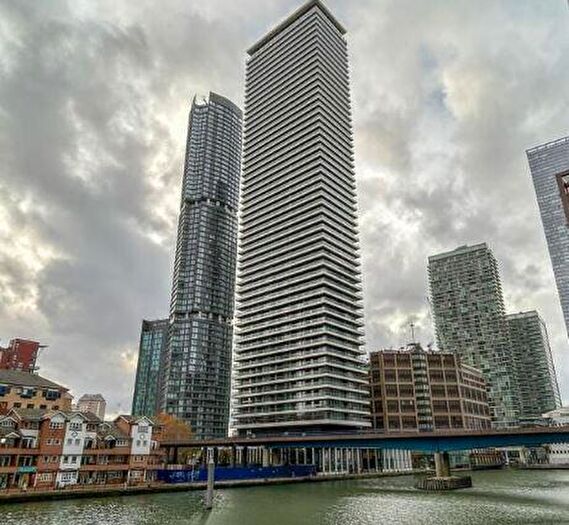 2 Bedroom Apartment To Rent In Wards Place, London, Greater London, E14