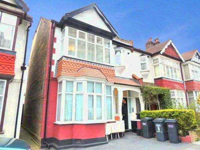 1 Bedroom Flat To Rent In Colson Road, Addiscombe, Croydon CR0