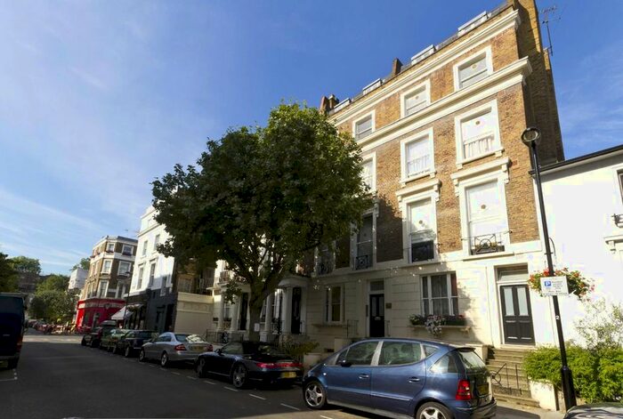 2 Bedroom Flat To Rent In Monmouth Road, London, W2