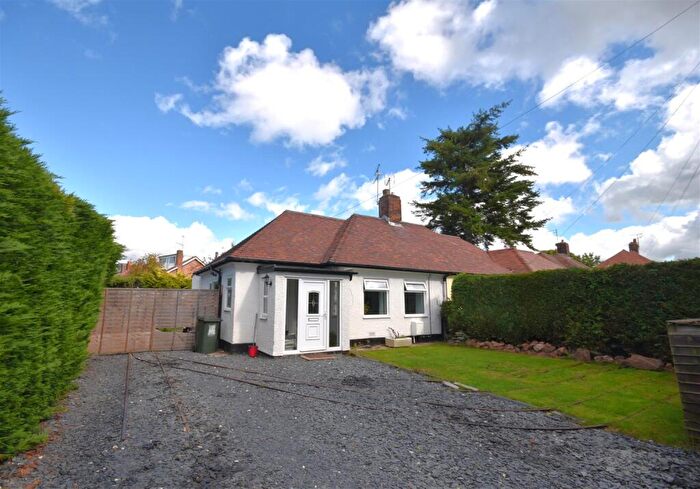 2 Bedroom Semi-Detached Bungalow For Sale In Rocklee Gardens, Little Neston, Neston, CH64