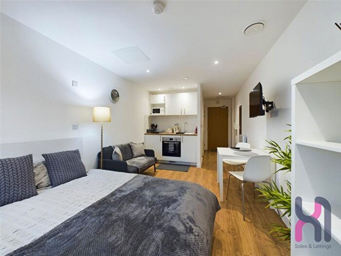 1 Bedroom Flat To Rent In Frederick Road, Frederick Road, M6