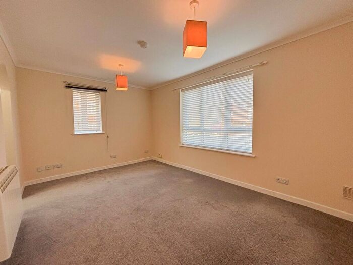 Studio To Rent In Tisdale Rise, Kenilworth, CV8
