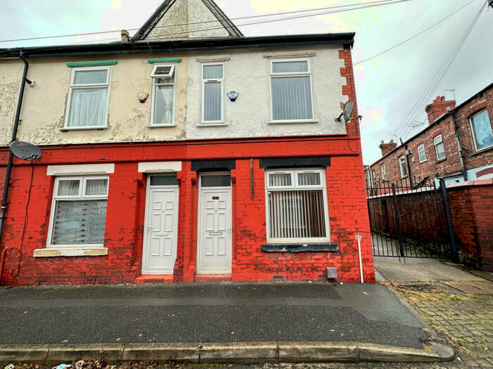 3 Bedroom Terraced House To Rent In Mayfield Grove, Manchester, M18