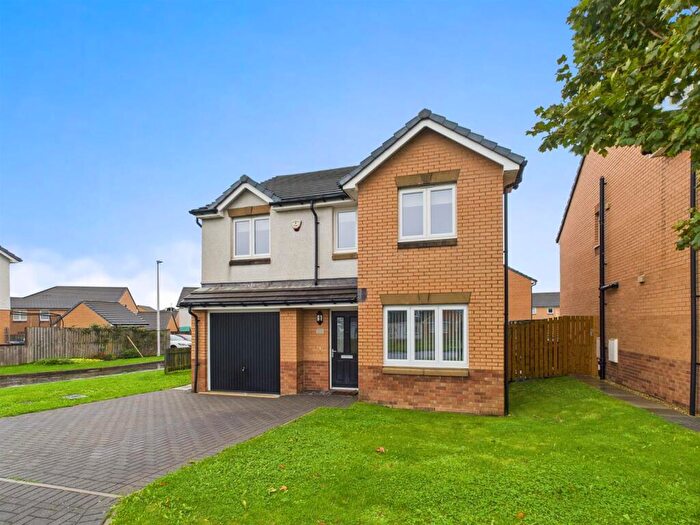 4 Bedroom Detached House For Sale In Bolerno Place, Bishopton, PA7