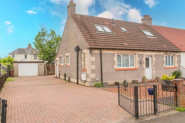 4 Bedroom Semi-Detached Bungalow For Sale In George Crescent, Ormiston, Tranent, EH35