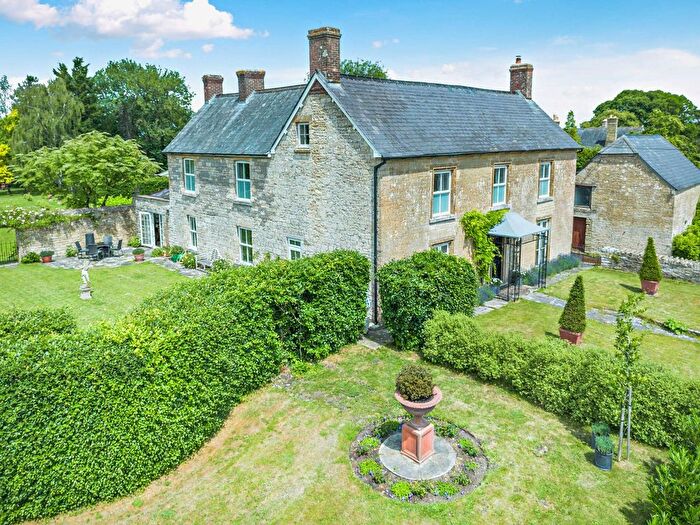 5 Bedroom Detached House For Sale In New Street, Marnhull, Sturminster Newton, Dorset, DT10