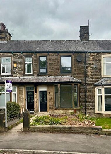 3 Bedroom Terraced House To Rent In Manchester Road, Burnley, BB11