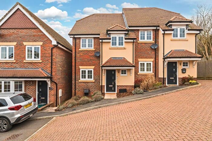 4 Bedroom Semi Detached House For Sale In Chesham, Buckinghamshire, HP5