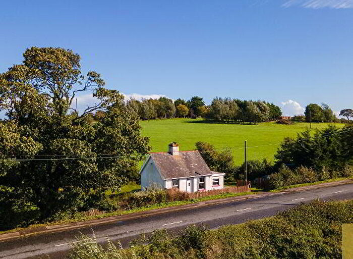 2 Bedroom Cottages For Sale In Belfast Road, Belfast, BT8