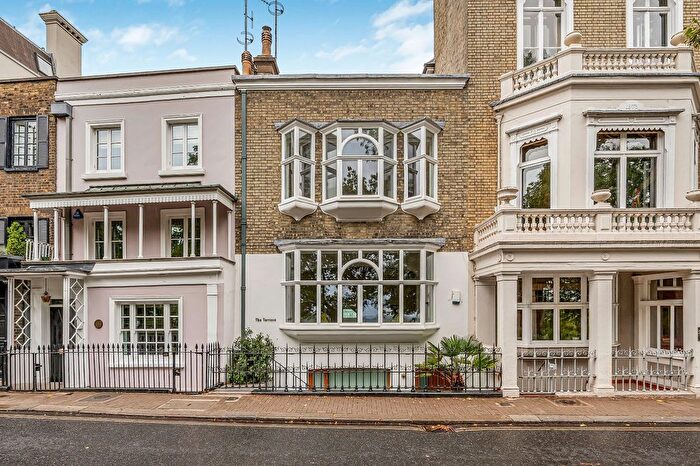 3 Bedroom Terraced House For Sale In Richmond Hill, Richmond, Surrey, TW10
