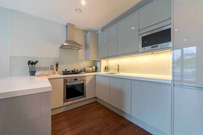 2 Bedroom Apartment To Rent In Leamouth Road, Orchard Wharf, London, E14