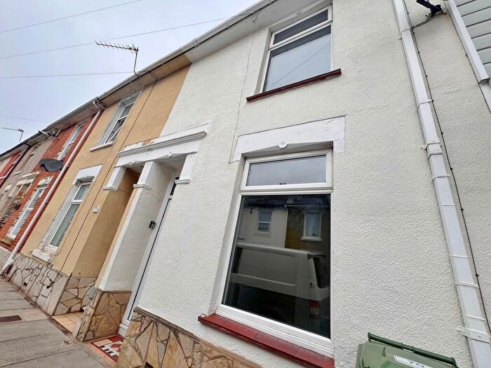 2 Bedroom Terraced House To Rent In Middlesex Road, Southsea, PO4
