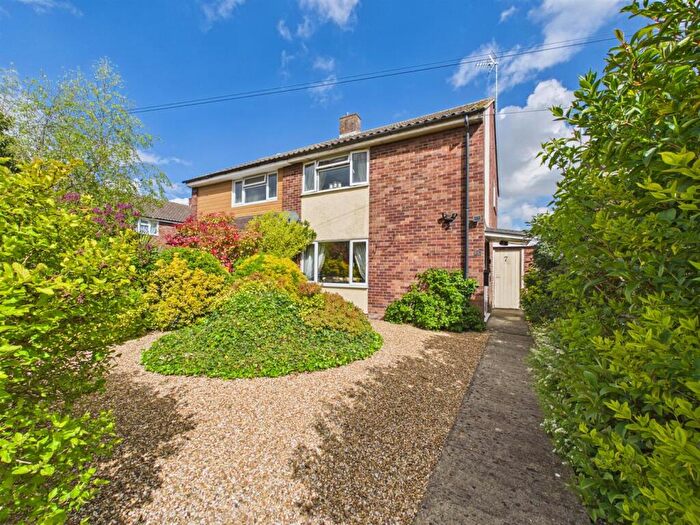 2 Bedroom Semi Detached House For Sale In Radnor End, Elmhurst, Aylesbury, HP20