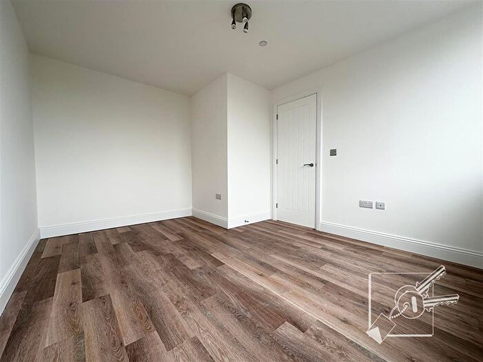 1 Bedroom Flat To Rent In Trinity Point, New Road, Gravesend, DA11