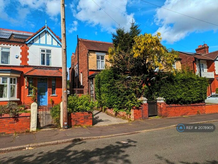 5 Bedroom Semi-Detached House To Rent In Chatham Road, Old Trafford, Manchester, M16