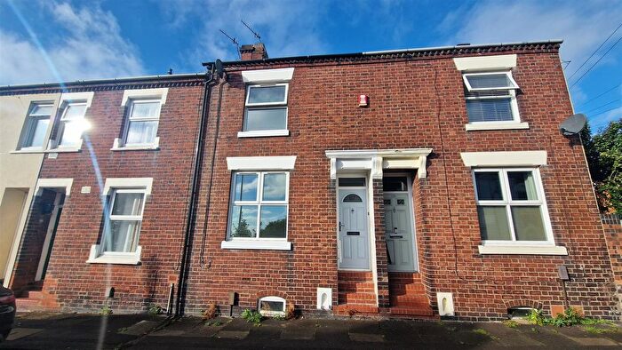 3 Bedroom Terraced House To Rent In Richmond Street, Stoke-On-Trent, ST4