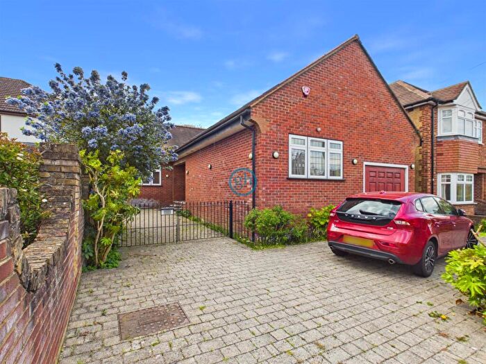 5 Bedroom House To Rent In Sharps Lane, Ruislip, HA4
