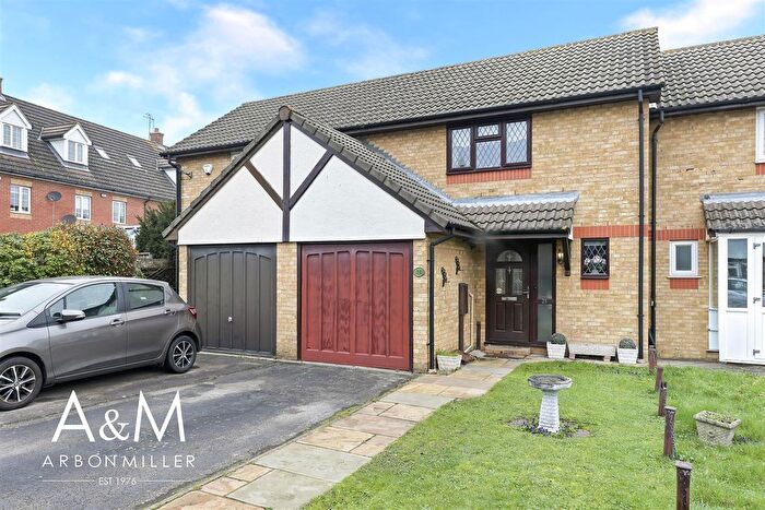 2 Bedroom Terraced House For Sale In Timberdene Avenue, Barkingside, IG6