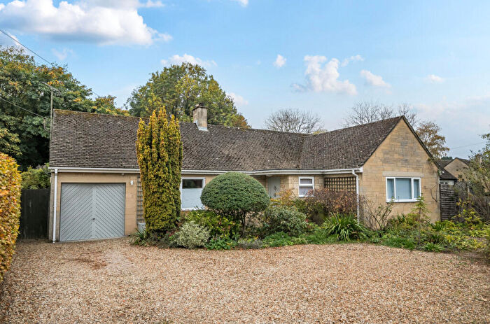 3 Bedroom Bungalow For Sale In Rack End, Standlake, Witney, OX29