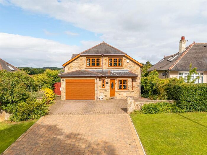 4 Bedroom Detached House For Sale In Butsfield Lane, Consett, DH8