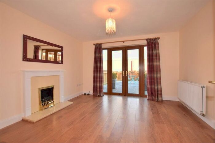 2 Bedroom Town House To Rent In Bevan Court, Main Road, Shirland DE55