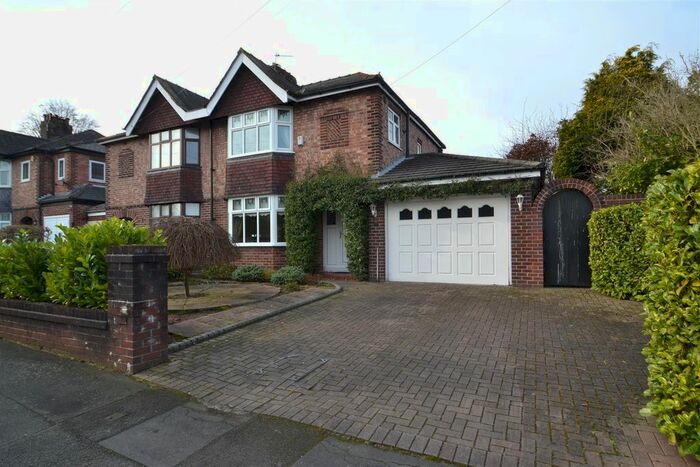 3 Bedroom Semi-Detached House To Rent In Parkgate Road, Stockton Heath, Warrington WA4
