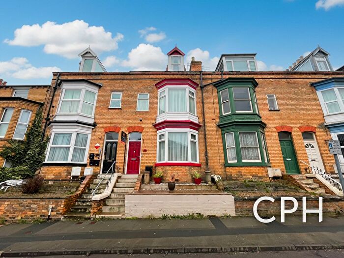 5 Bedroom Terraced House For Sale In Langdale Road, Scarborough, YO12