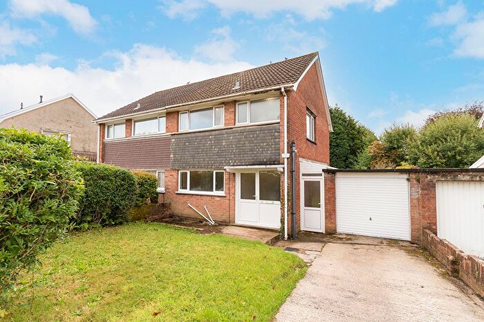 3 Bedroom Semi-detached House For Sale In Dylan Road, Killay, SA2