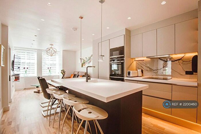 2 Bedroom Flat To Rent In Hillside Court, London, NW3