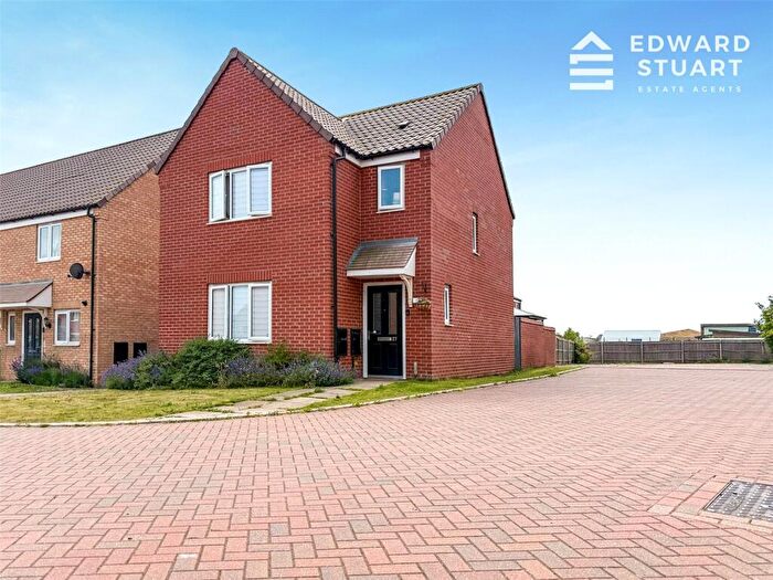 3 Bedroom Detached House For Sale In Georgia Mews, Peterborough, Cambridgeshire, PE2
